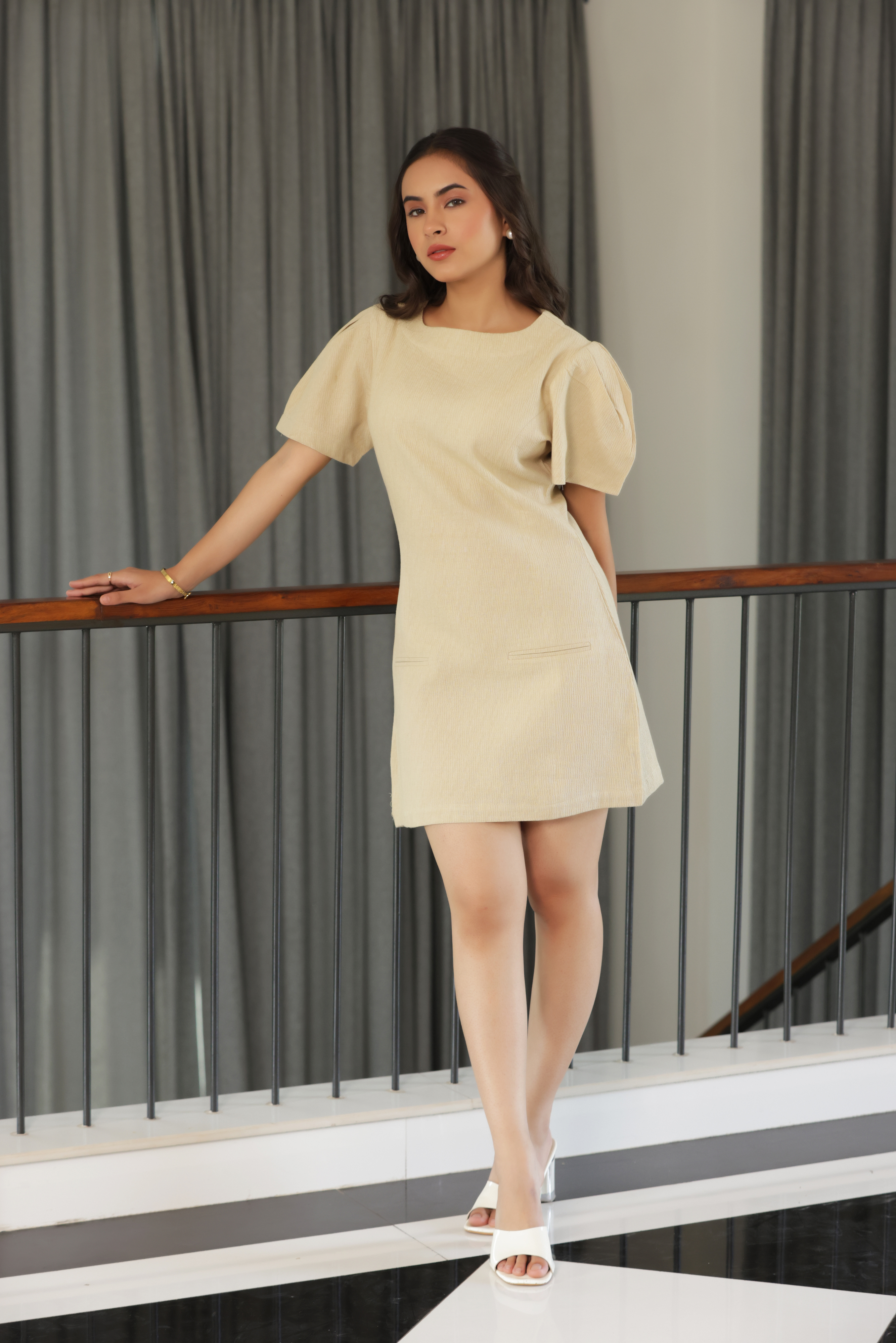 VENI MINI DRESS - BEIGE